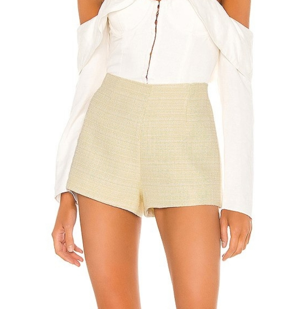 LPA Short 689